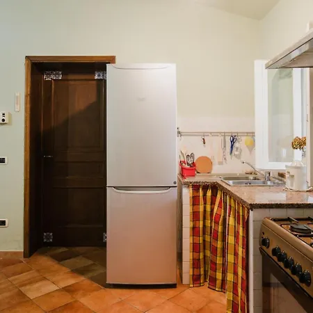 Apartment Rustic House Near With Private Parking And Garden! Lucca