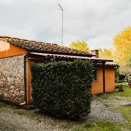 Rustic House Near With Private Parking And Garden! Lucca